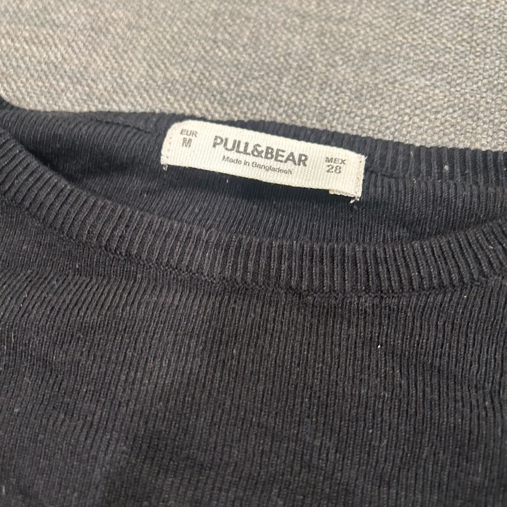 Pull&Bear Cropped Black Sweater